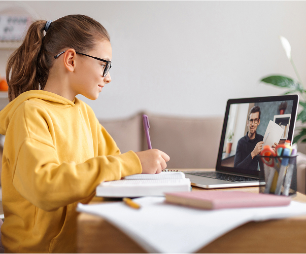 education-online-class-room-student-s-things 1-2